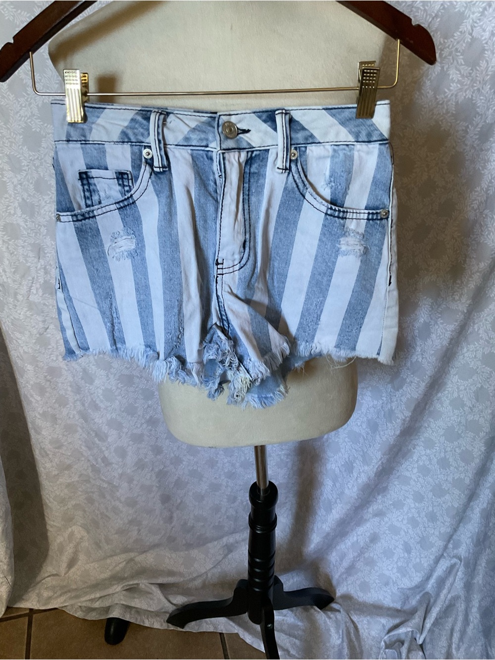 Rewash Striped High-Rise Frayed Hem Denim Shorts - Light Blue & White
